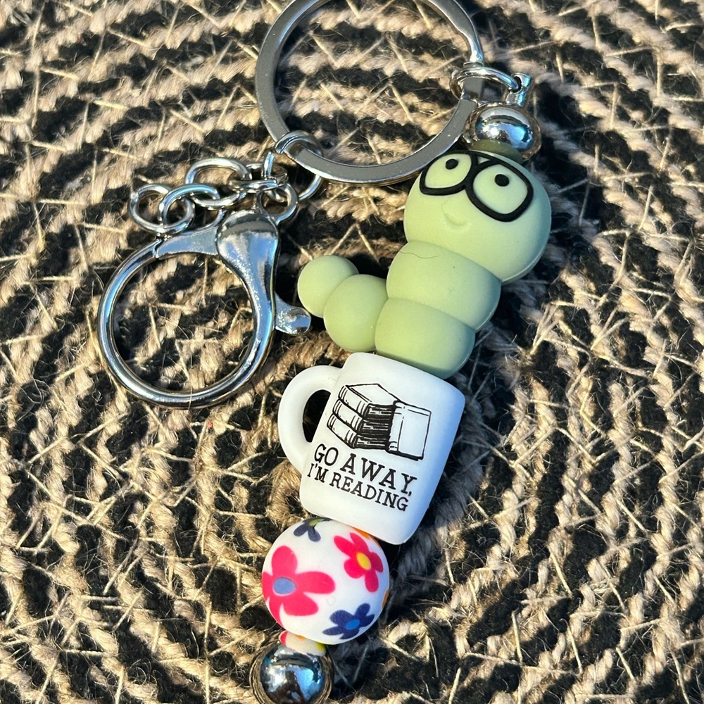 Book Worm 🐛 Keychain